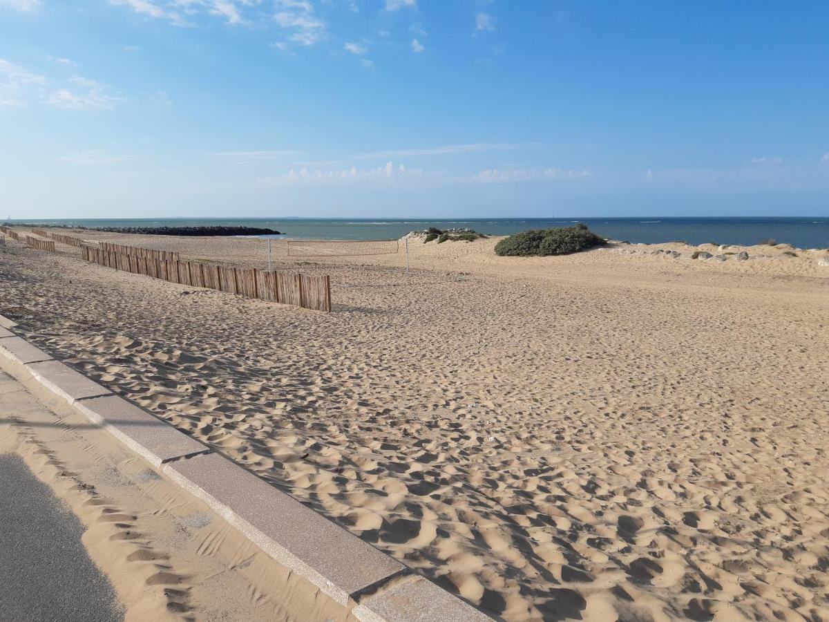 Mobil 3 Ch - La Palmyre - Village Loisirs 4 étoiles Camping